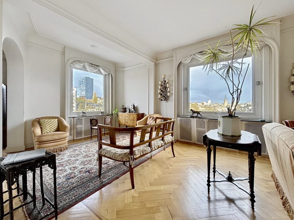 Barnes Brussels 86642061