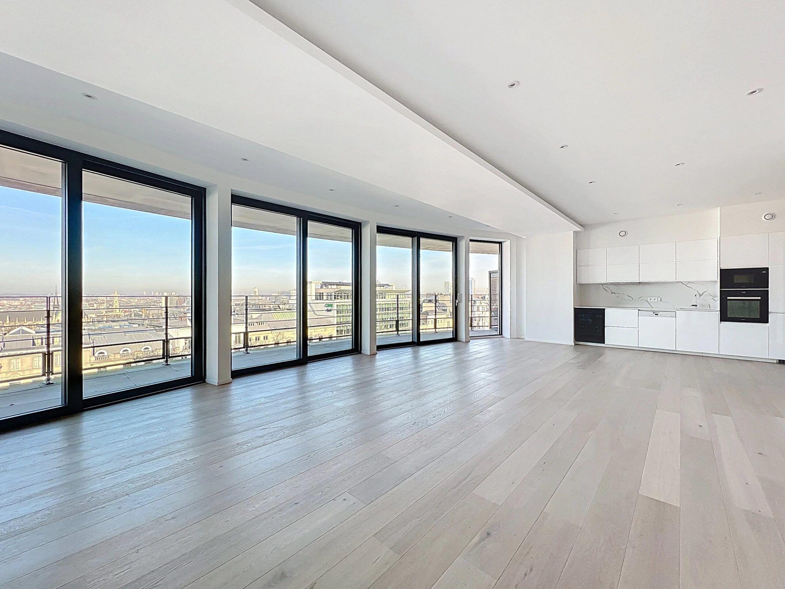 Barnes Brussels - Brabant 86682693