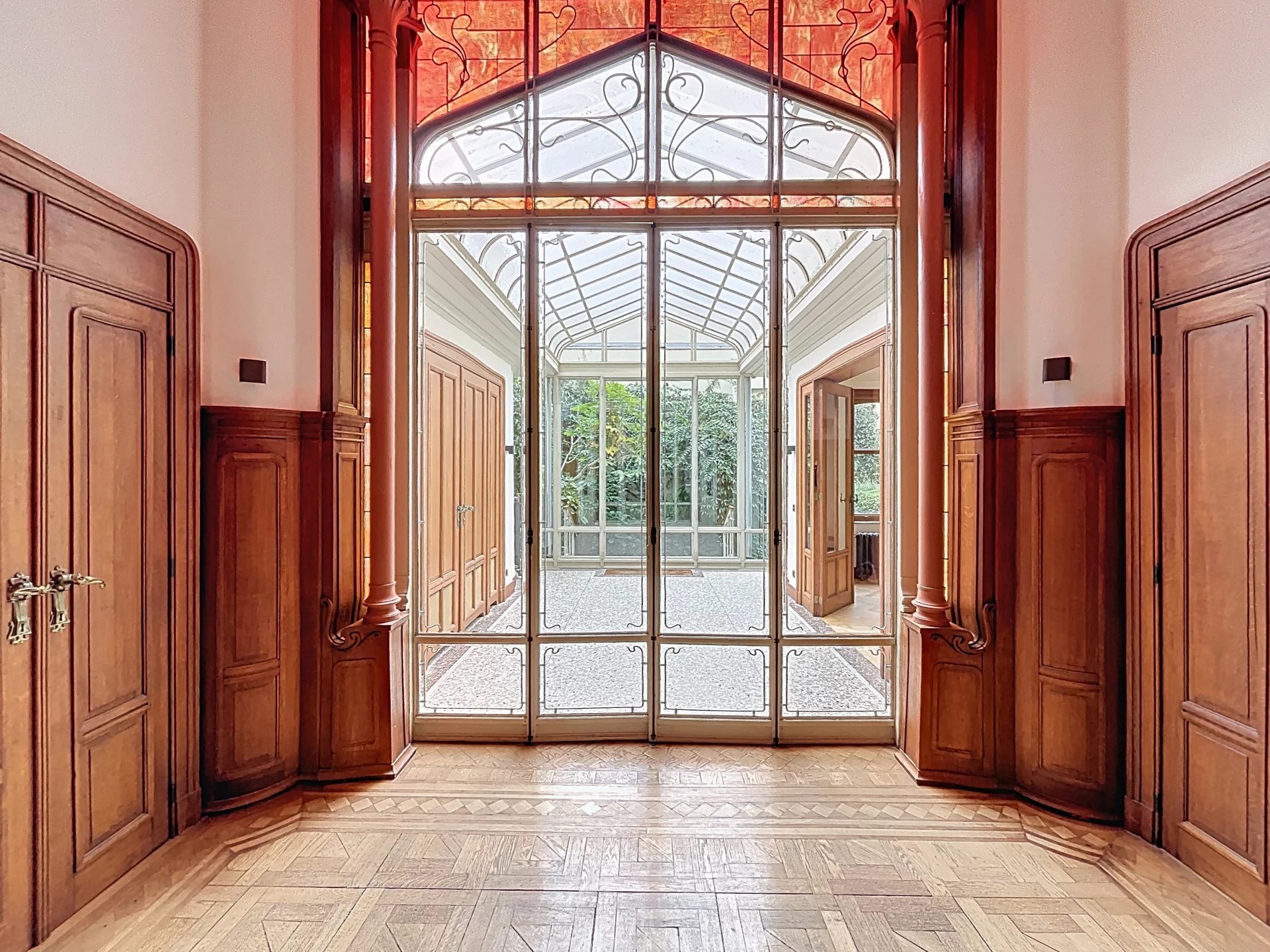 Bureau d’exception signé Victor Horta – Hôtel Winssinger (1894)