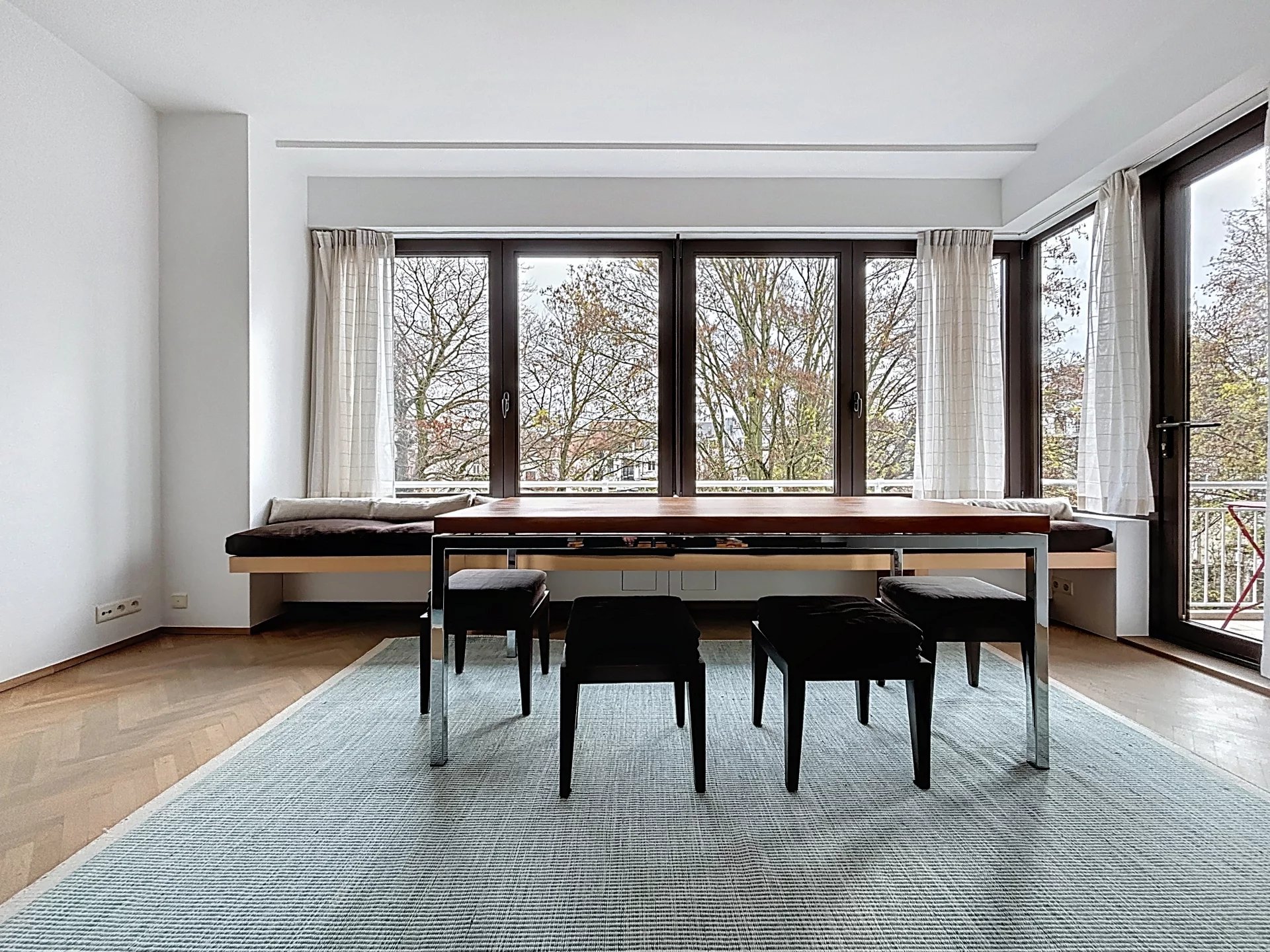 Barnes Brussels - Brabant 86704976