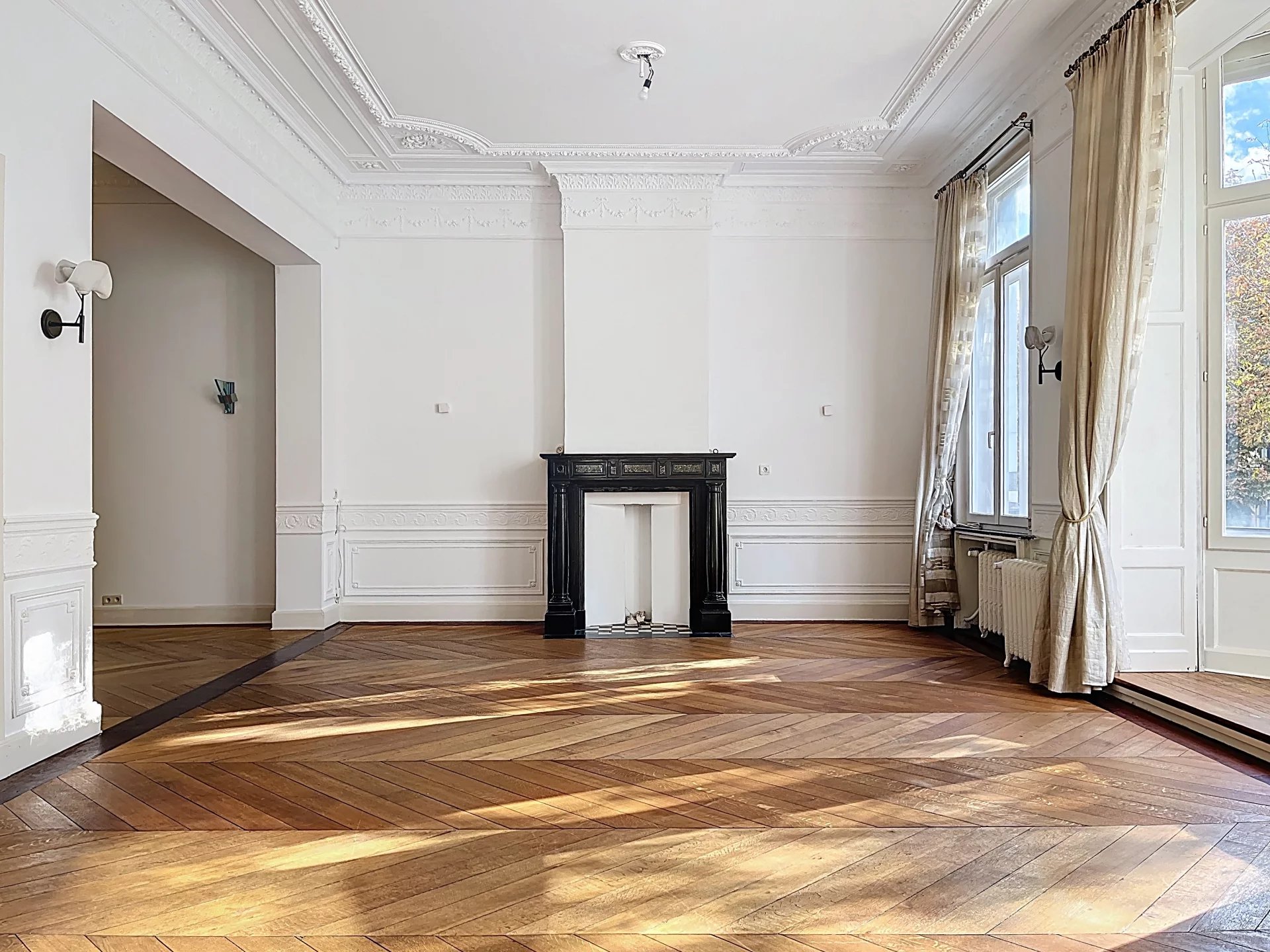 Barnes Brussels - Brabant 86742434