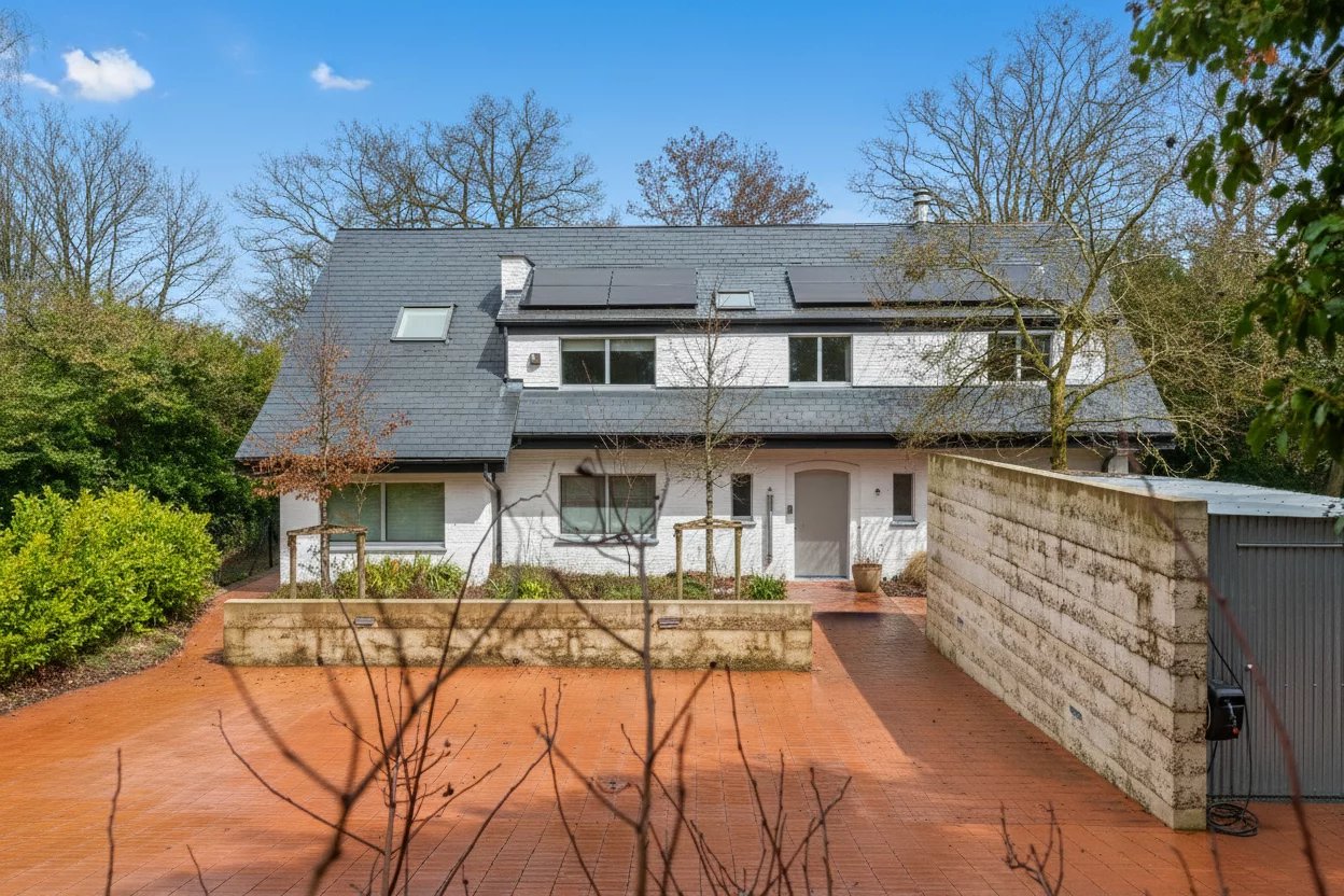 Barnes Brussels - Brabant 86750514