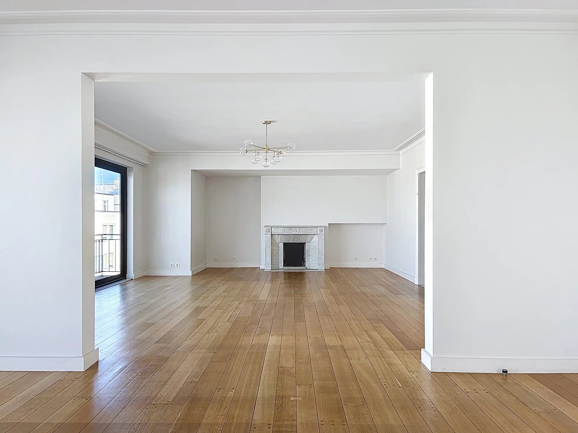 Barnes Brussels - Brabant 86792563