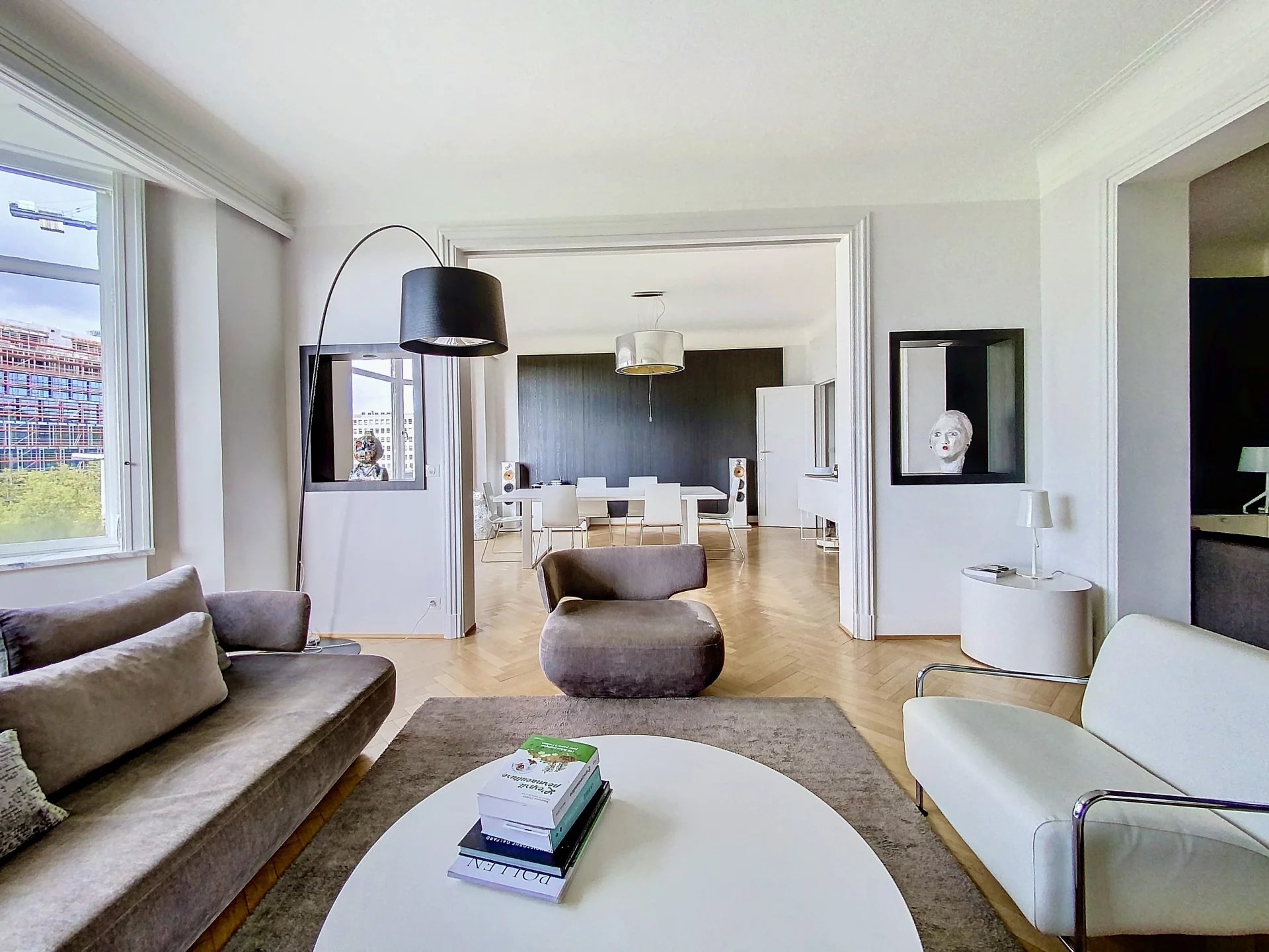 Barnes Brussels - Brabant 86807670