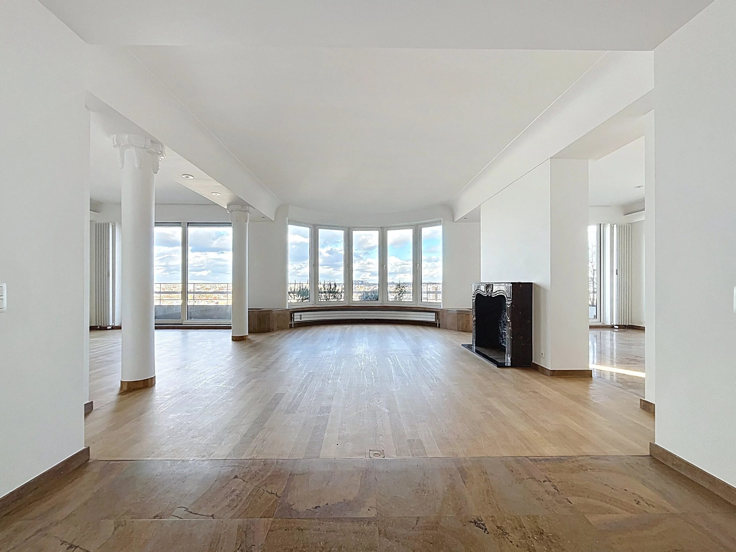 Barnes Brussels - Brabant 86892512