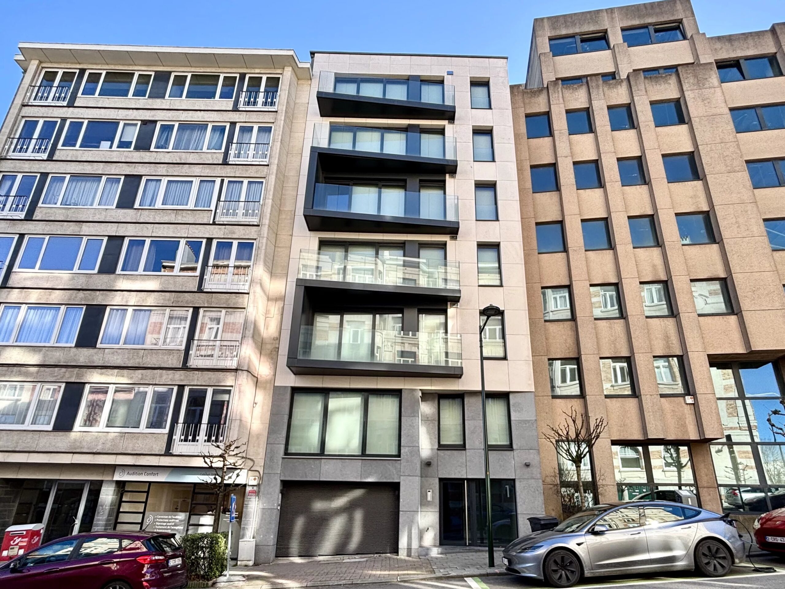 Barnes Brussels - Brabant 86881516
