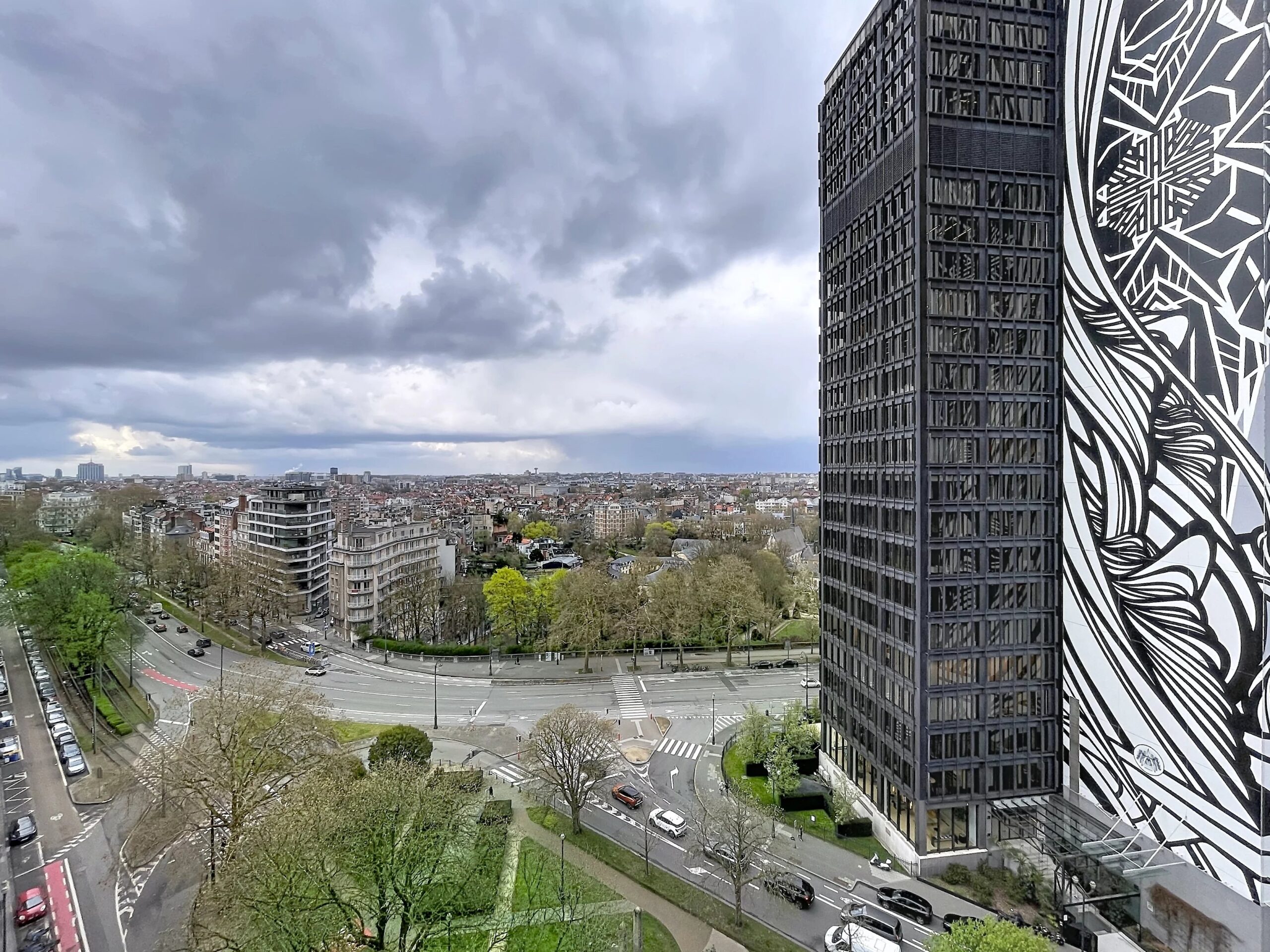 Prestigious Apartment – Stunning Views & High-End Finishes