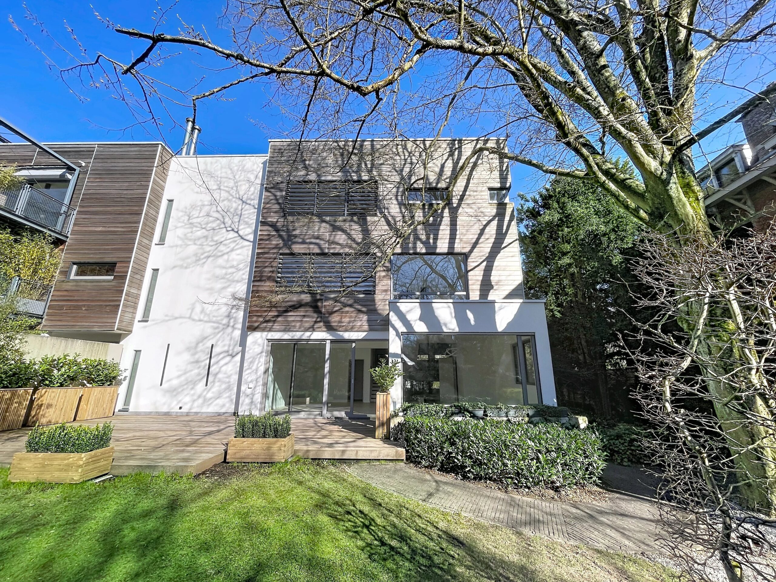 Barnes Brussels - Brabant 87030282
