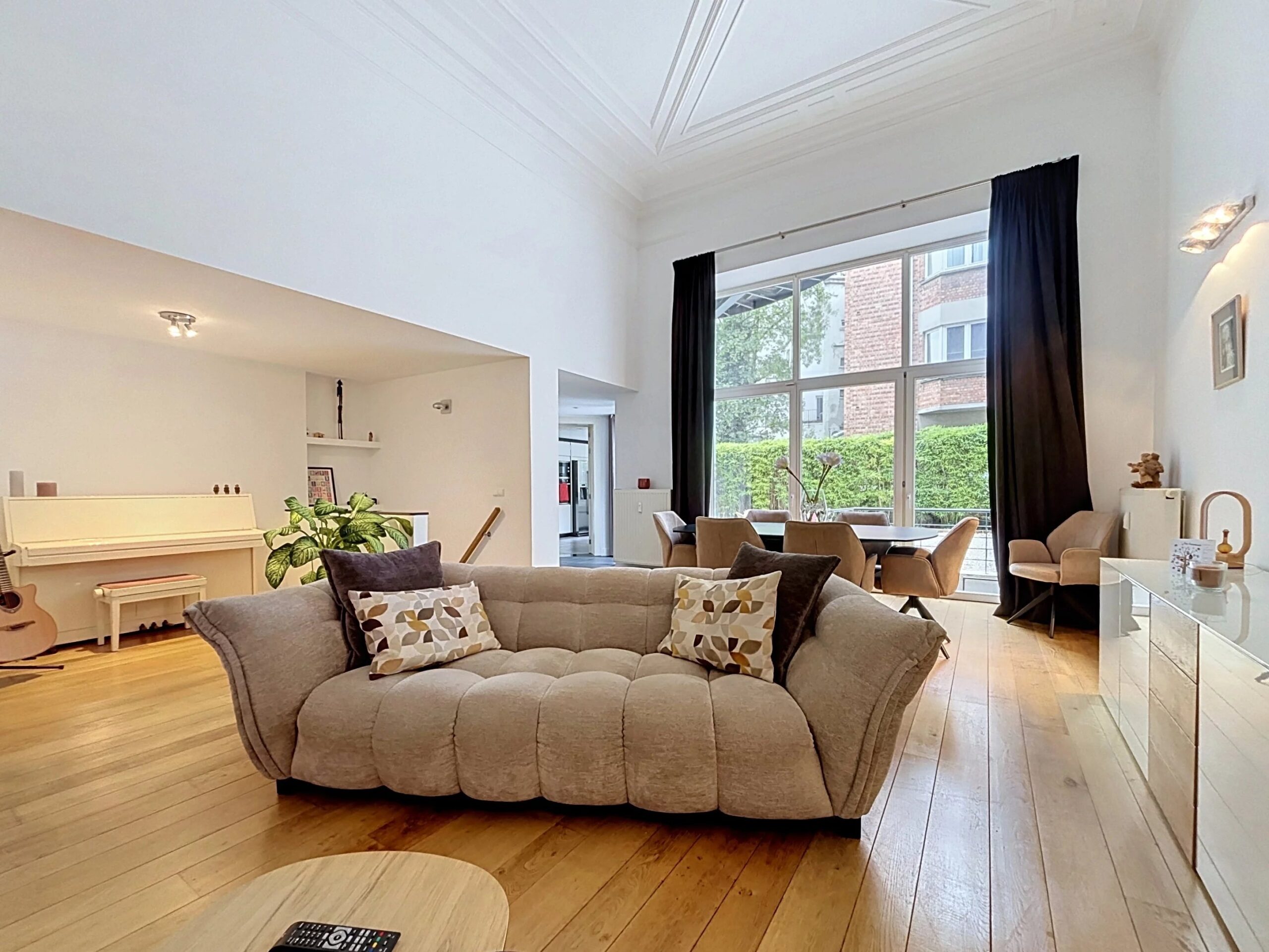 Barnes Brussels - Brabant 87093194