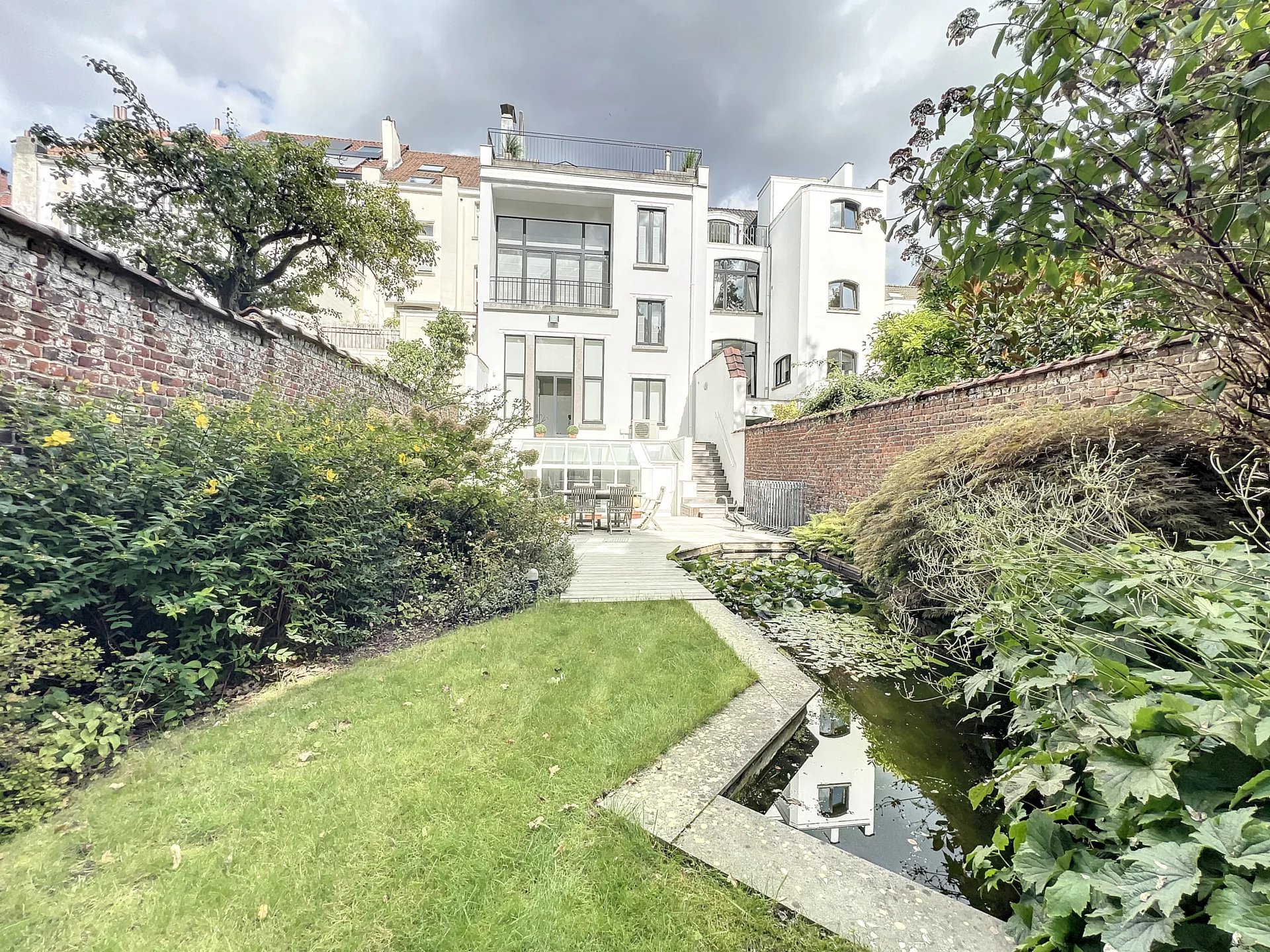 Barnes Brussels - Brabant 87254820