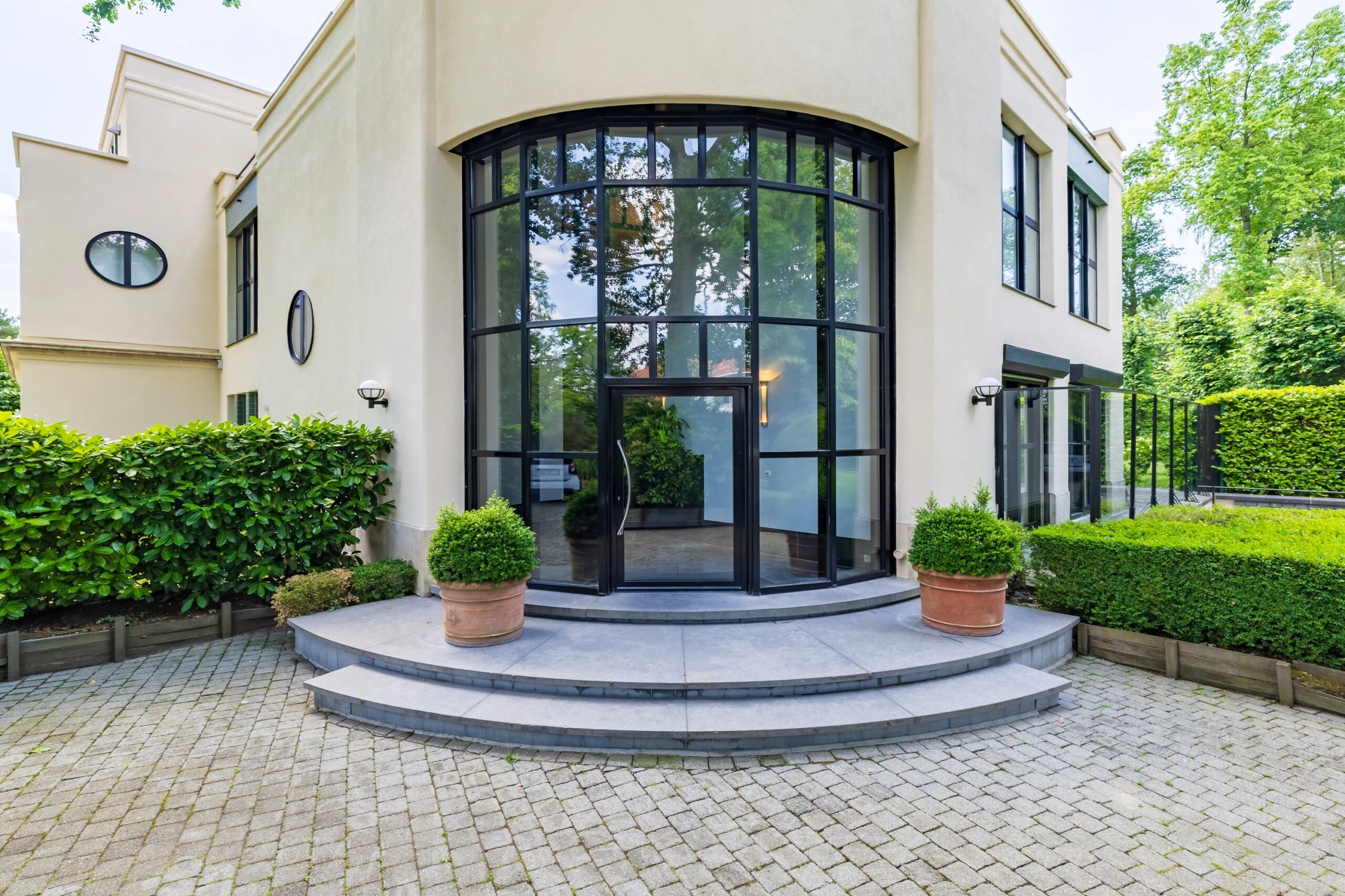 Barnes Brussels - Brabant 87053840