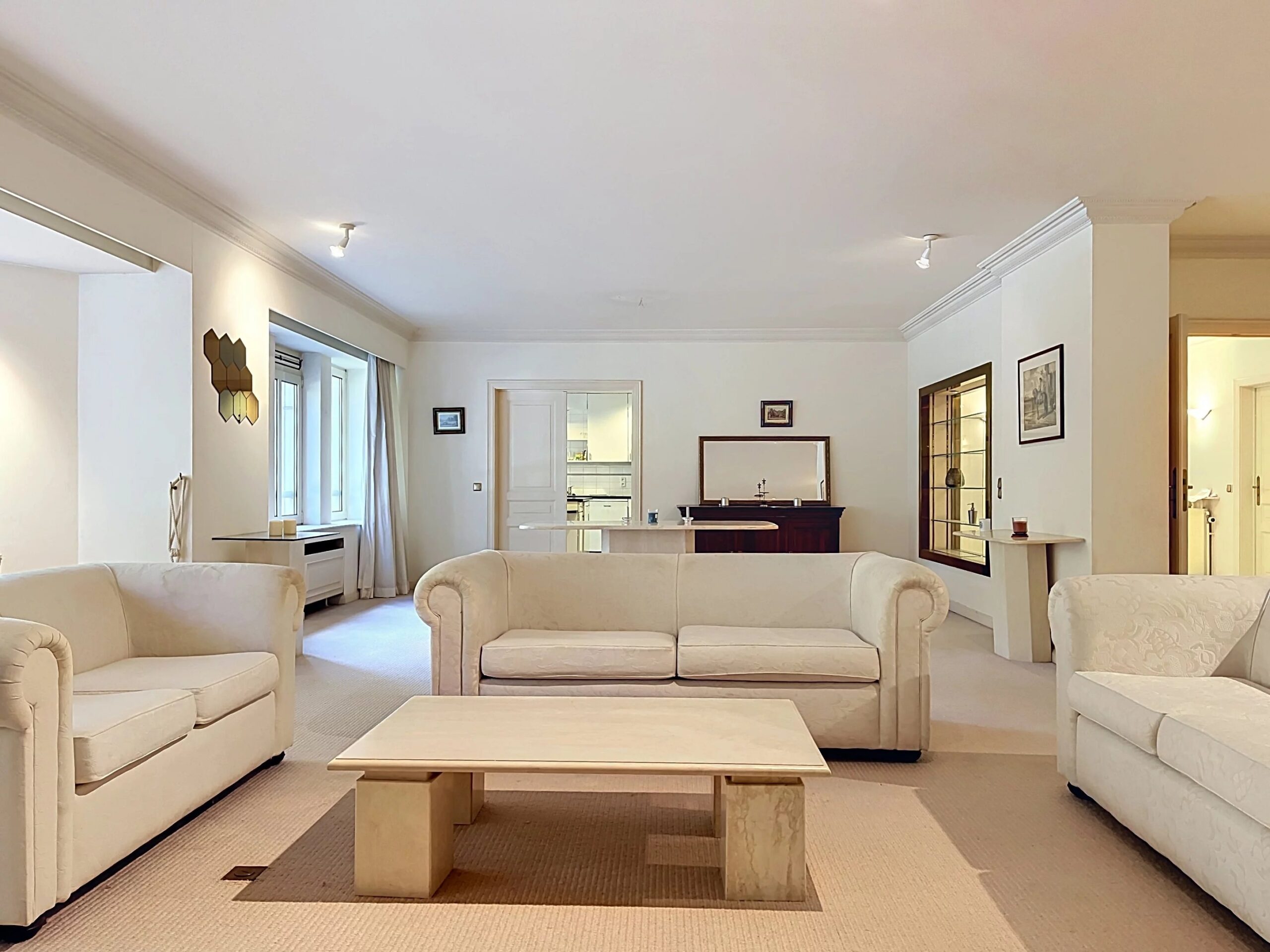 Barnes Brussels - Brabant 87432721