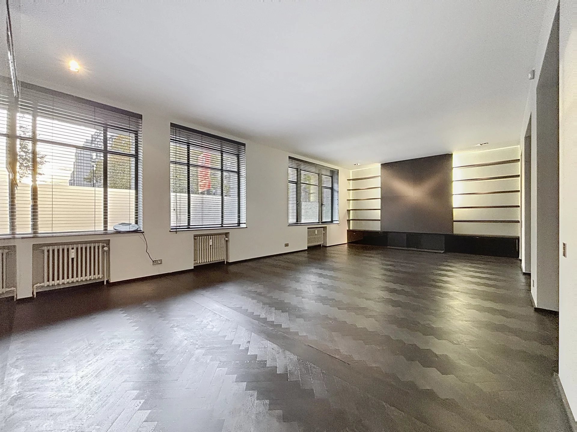 Barnes Brussels - Brabant 87486095